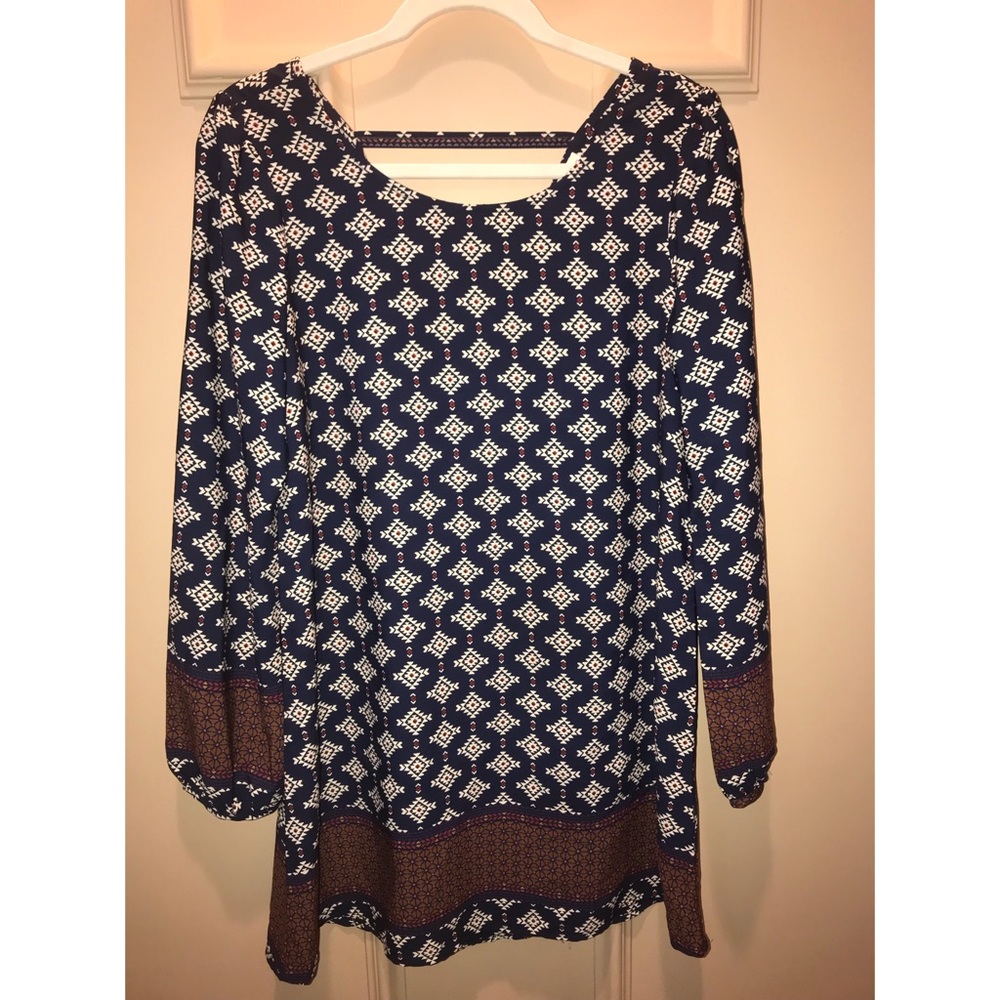 Patterned long sleeve dress
